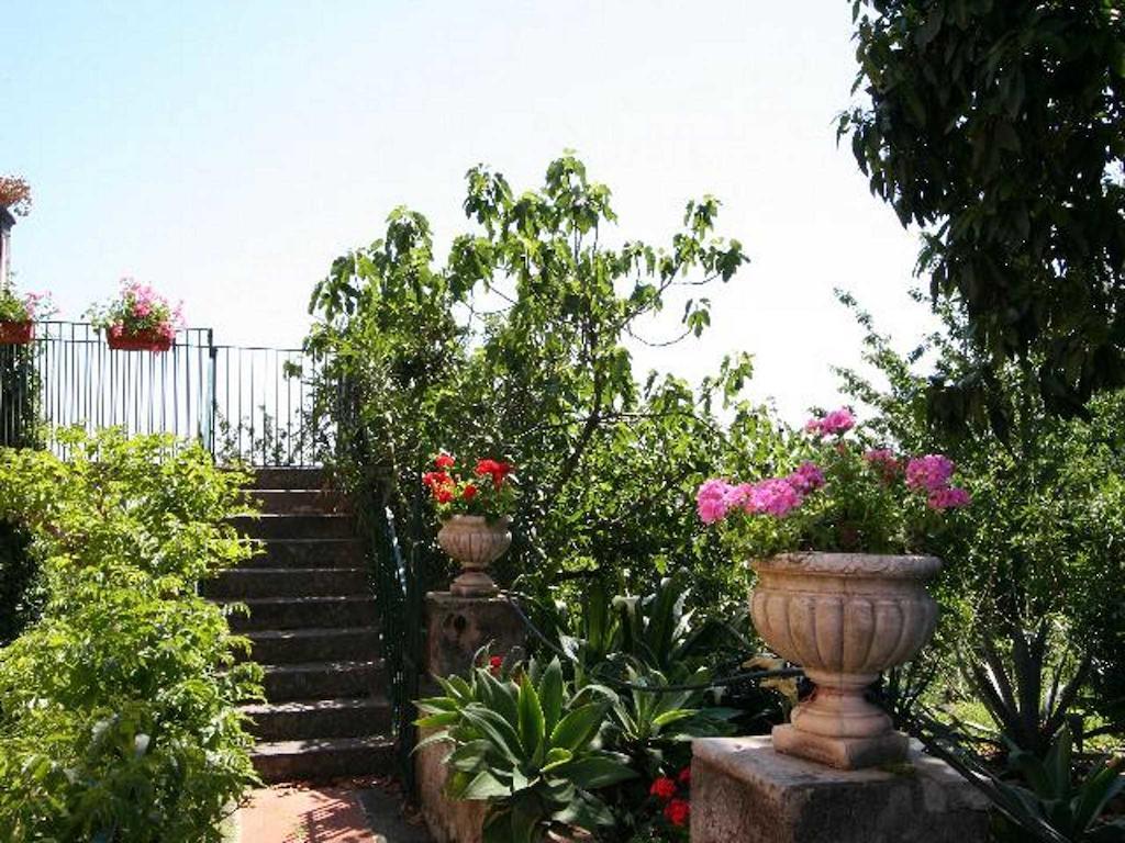 ジャッレ Baglio Delle Rose Bed & Breakfast エクステリア 写真